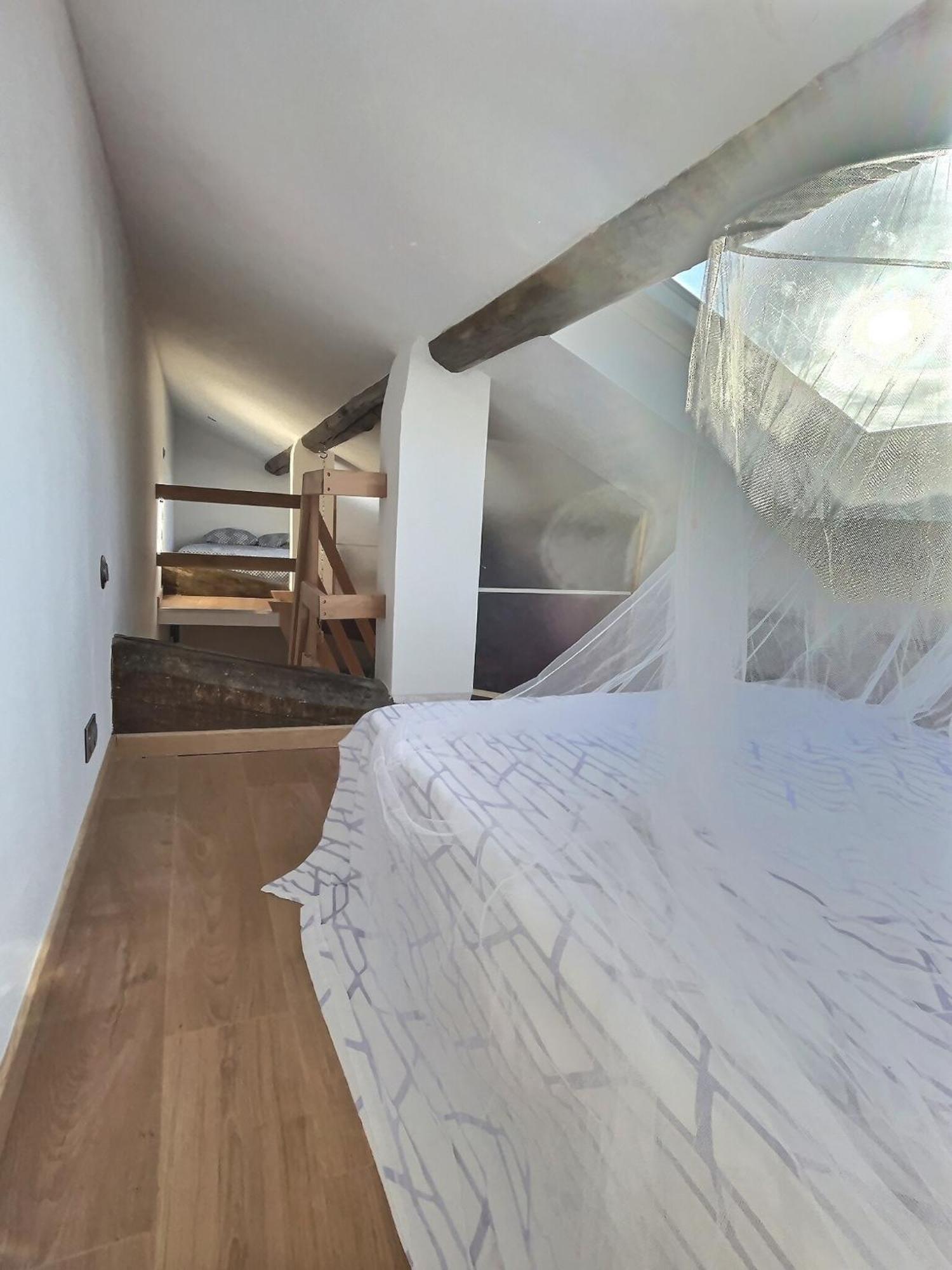 Jungle Loft Beziers Centre Apartment Bagian luar foto